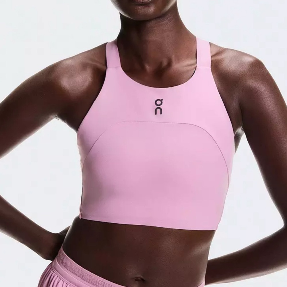 NWT On Women's Performance Crop Top